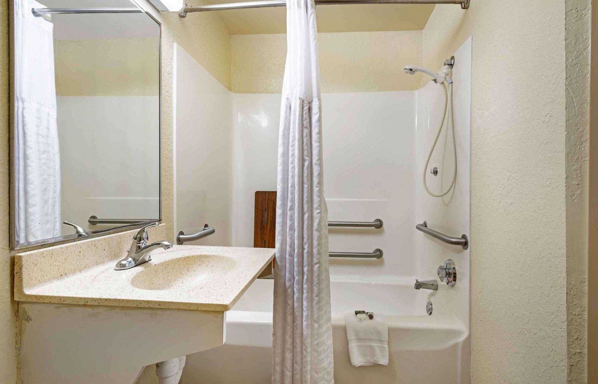 Extended Stay America Suites - Princeton - South Brunswick South Brunswick Terrace Εξωτερικό φωτογραφία